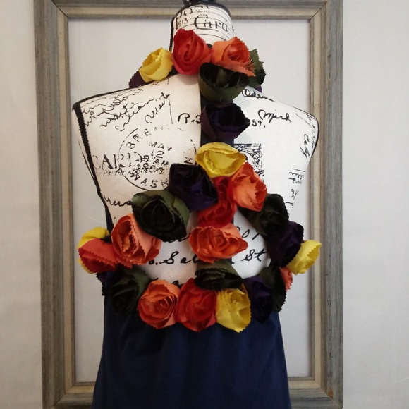 Judith March Dresses & Skirts - Judith March 3D Roses Peace Sign Back Dress sz M